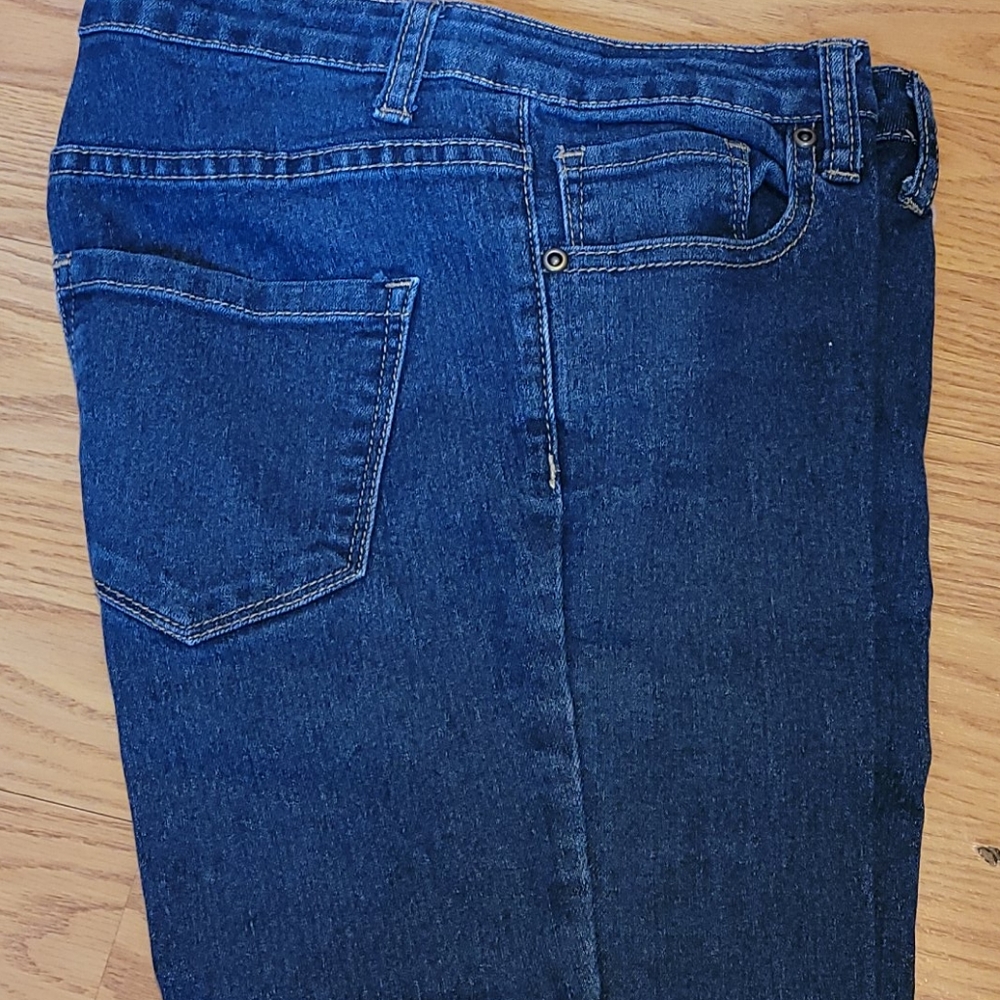 Jeans - Picture 2 of 4